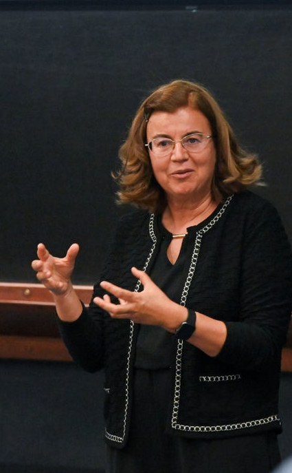 Susana Sampaio Oliveira a lecionar